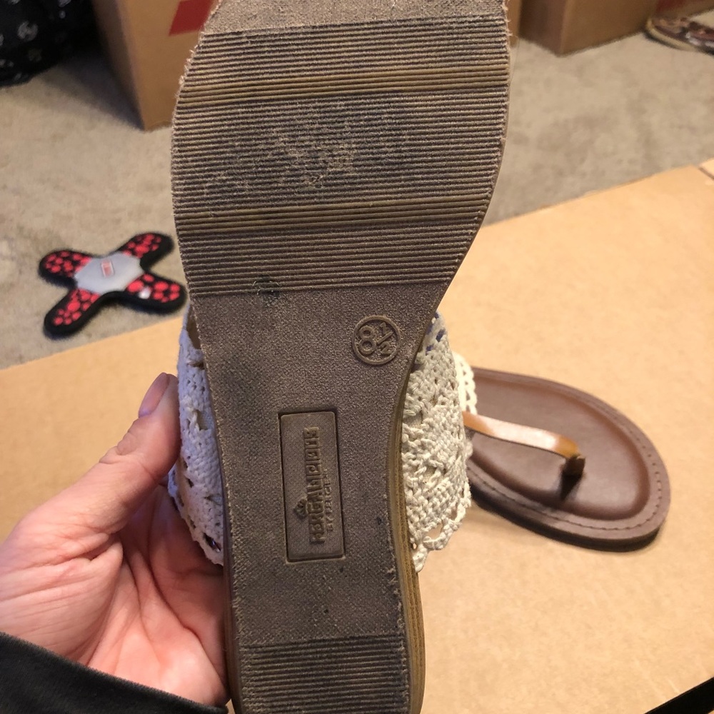 Sandals! - Picture 2 of 3